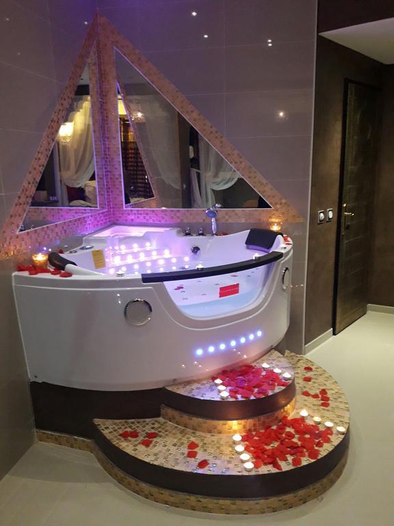 Le Love Spa Ліон Екстер'єр фото